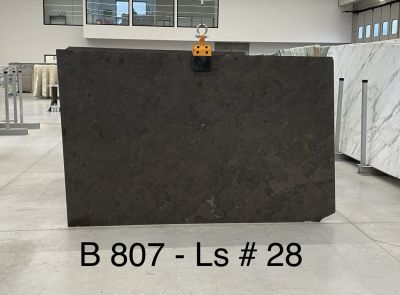 b807